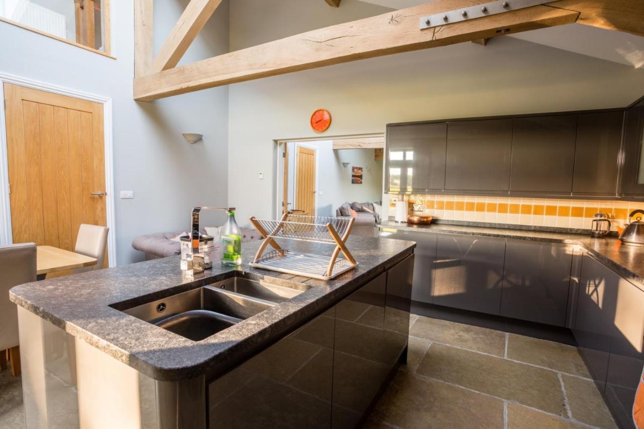Keld Barn, Low Ploughlands Holiday Lets 柯比斯蒂芬 外观 照片